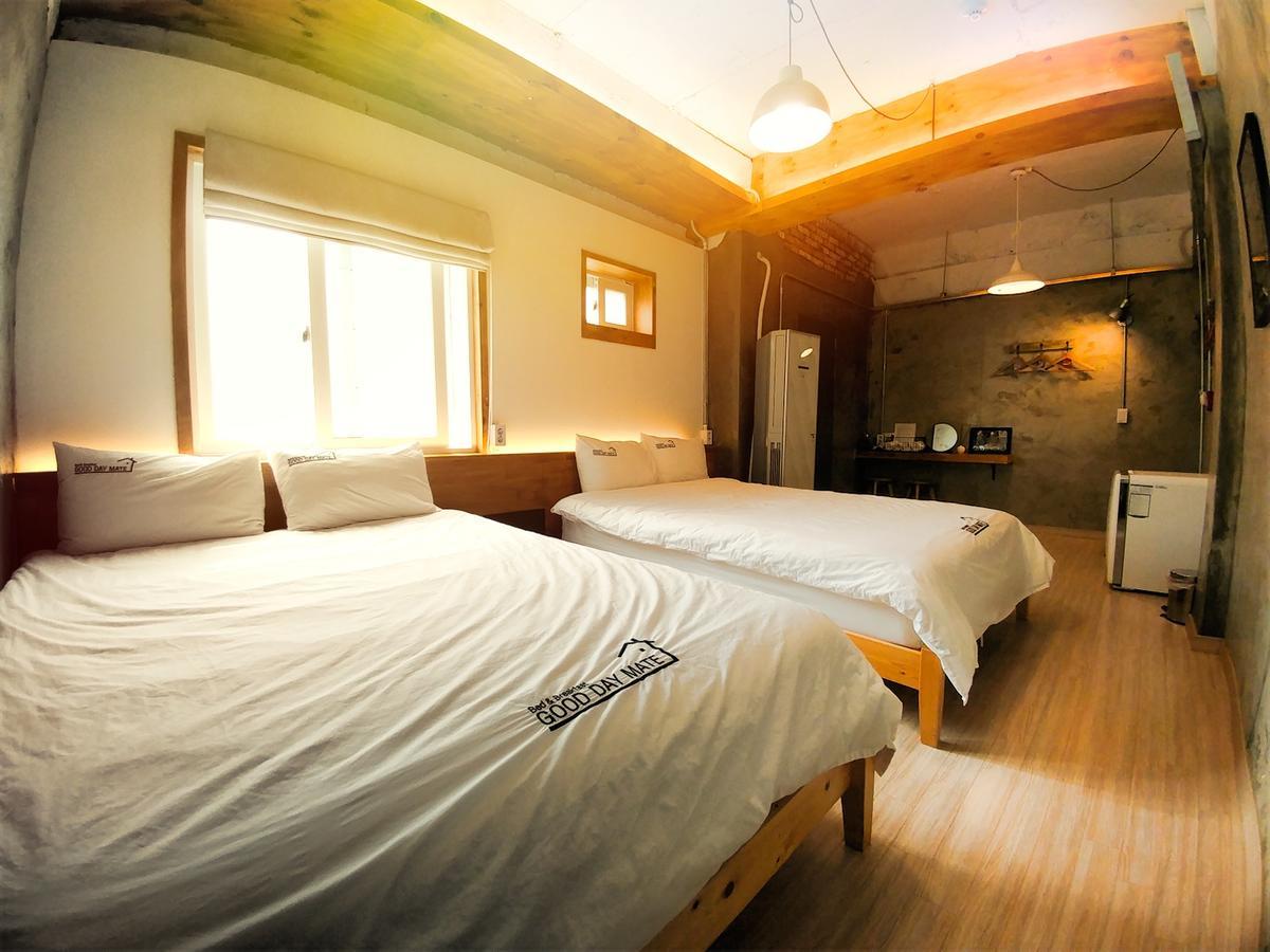 Good Day Mate Hostel Μπουσάν Εξωτερικό φωτογραφία